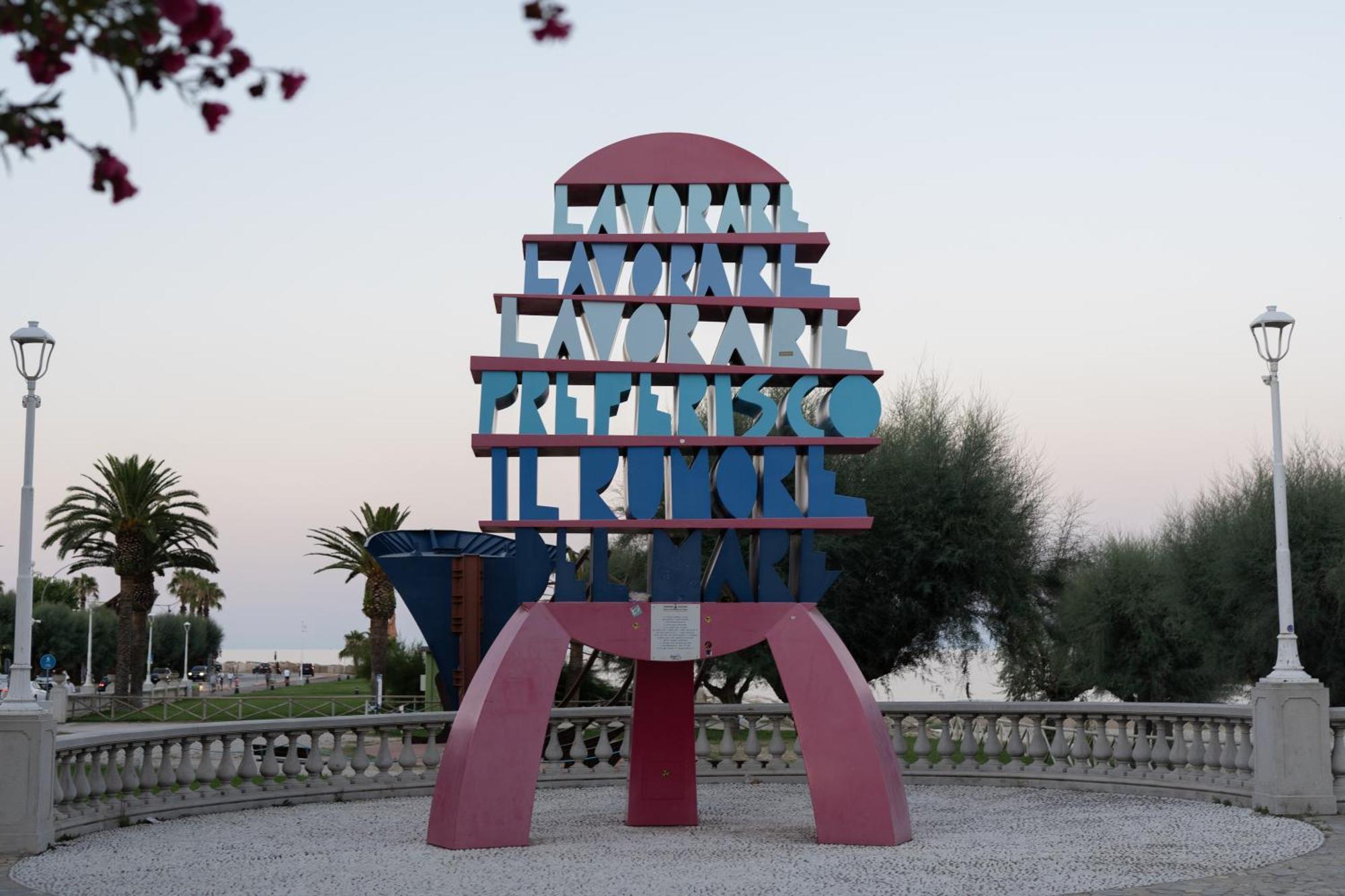 Appartamento Palazzo Galileo San Benedetto del Tronto Esterno foto